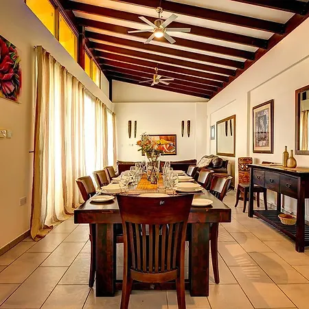 Nasia Villa *