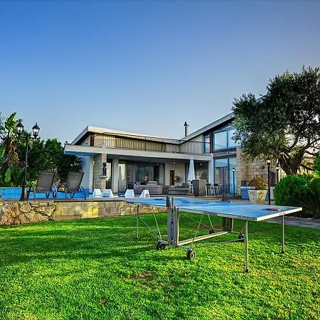 Nasia Villa Polis